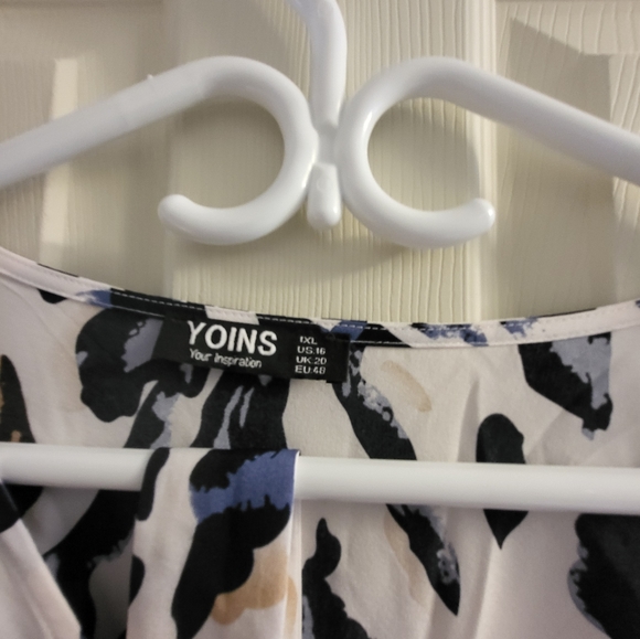 Dress - Picture 2 of 2